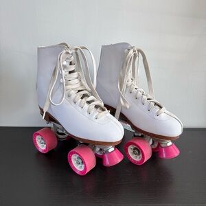 Chicago | Women's White & Rink Roller Skates Lace-Up Indoor or Outdoor Retro 7.5